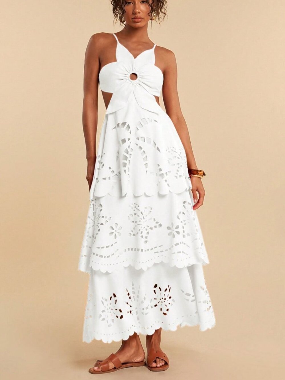 White Boho Women's Multi-Layer Ruffle Hem Spaghetti Strap Backless Dress - Picture 6 of 7